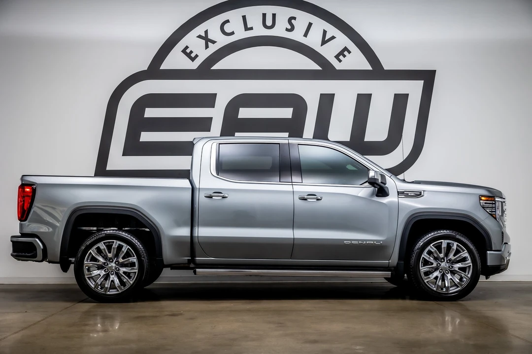 2025 GMC Sierra 5th Gen - Image 9 of 12