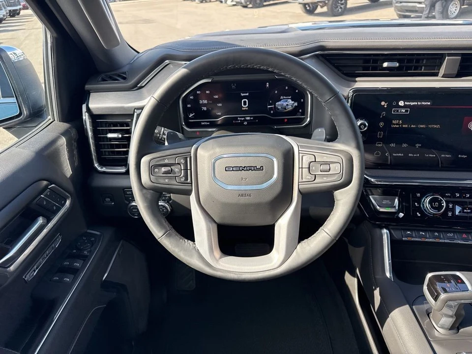 2025 GMC Sierra 5th Gen - Image 16 of 21