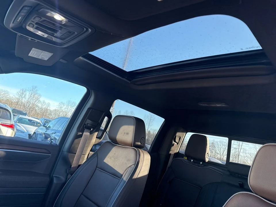 2025 GMC Sierra 5th Gen - Image 6 of 7
