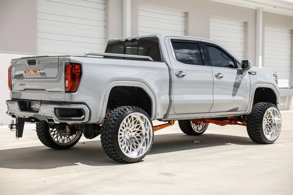 2025 GMC Sierra 5th Gen - Image 6 of 21