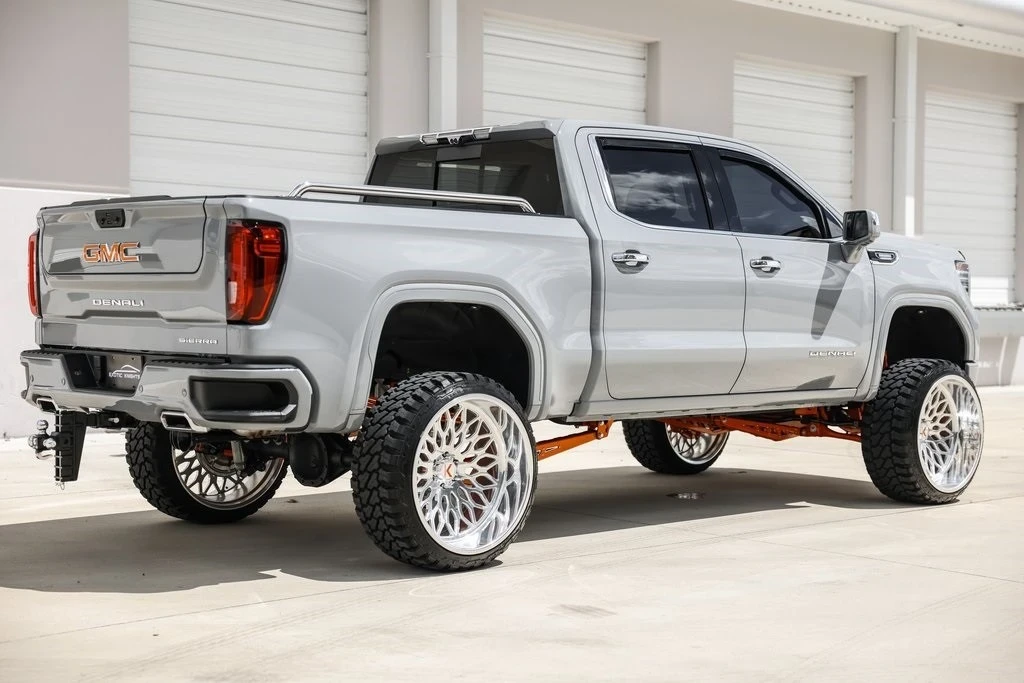 2025 GMC Sierra 5th Gen - Image 6 of 21