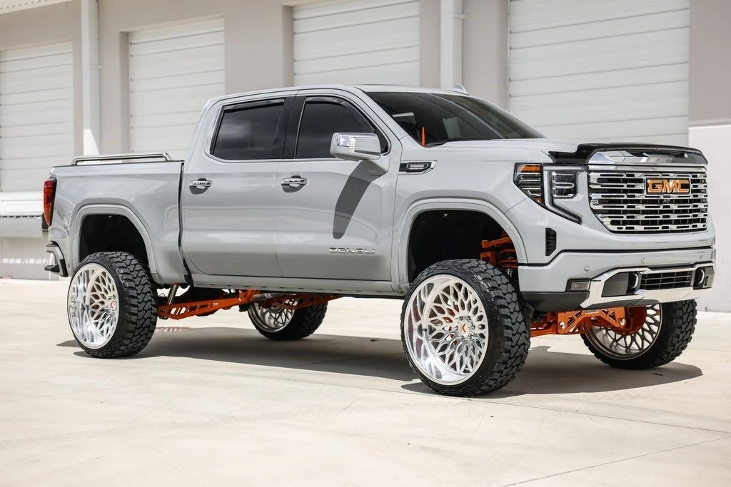 2025 GMC Sierra 5th Gen - Image 5 of 21