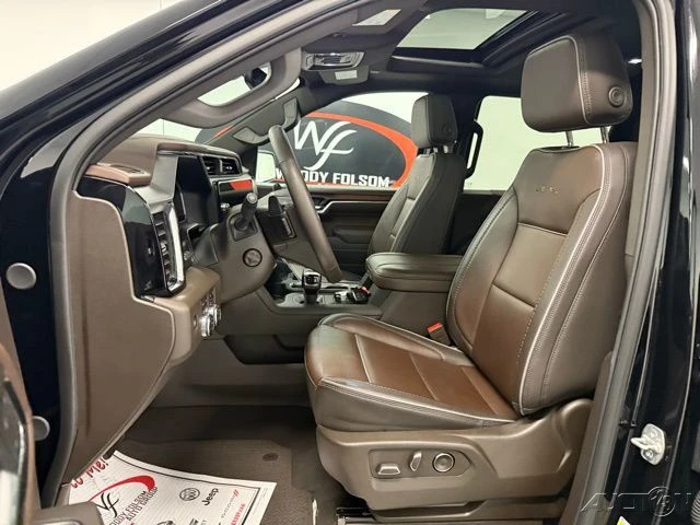 2025 GMC Sierra 5th Gen - Image 11 of 21