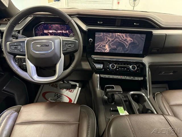 2025 GMC Sierra 5th Gen - Image 18 of 21
