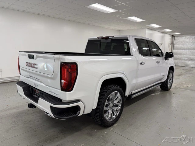 2025 GMC Sierra 5th Gen - Image 5 of 12