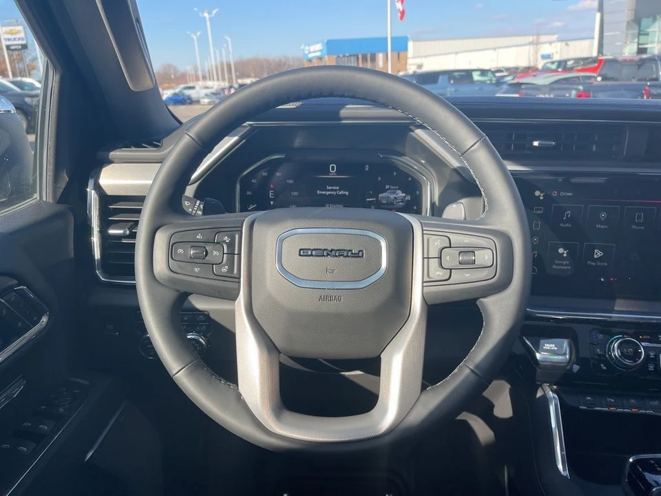 2025 GMC Sierra 5th Gen - Image 18 of 21