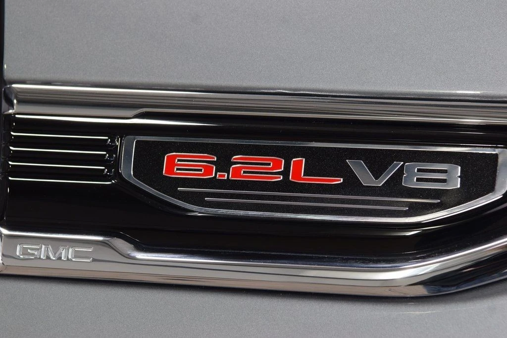 2025 GMC Sierra 5th Gen - Image 13 of 21