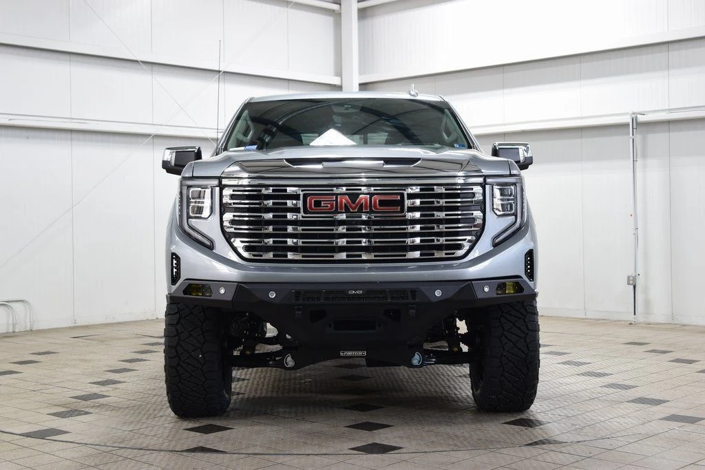 2025 GMC Sierra 5th Gen - Image 2 of 21