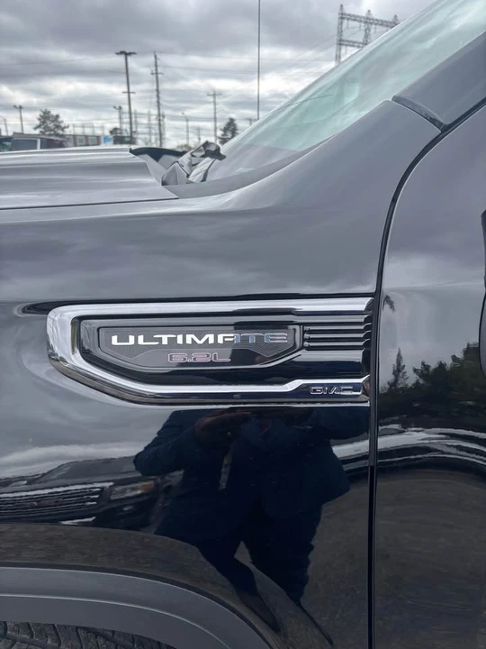 2025 GMC Sierra 5th Gen - Image 8 of 16
