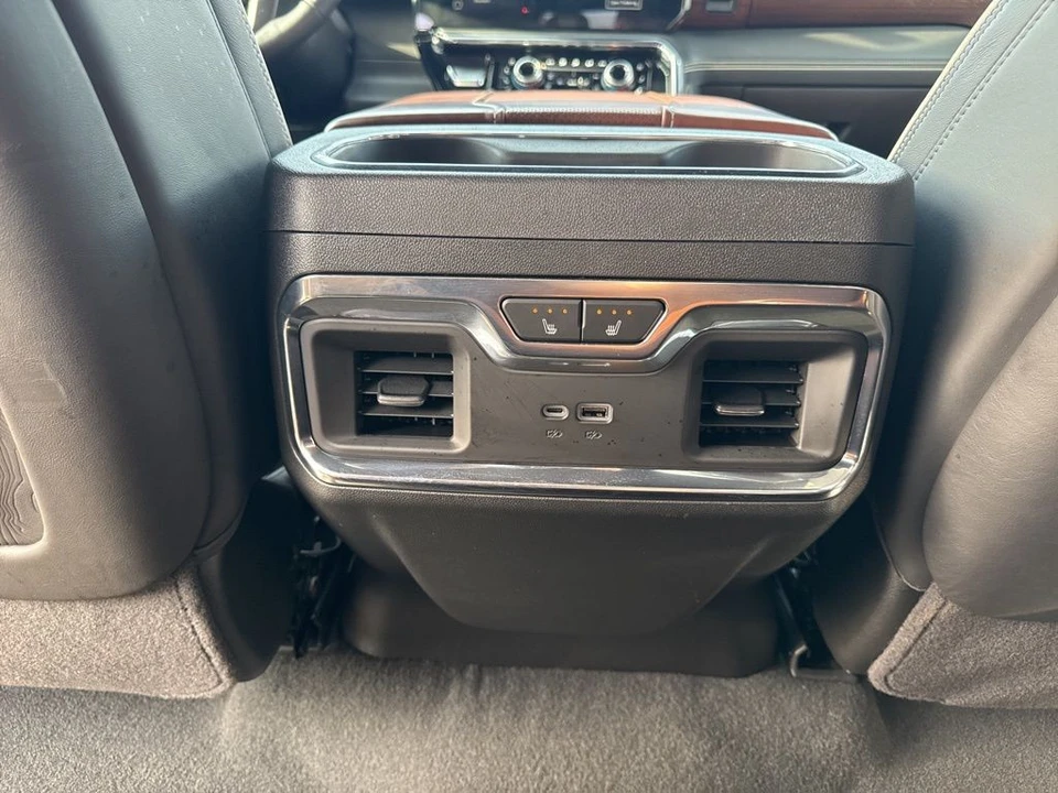 2025 GMC Sierra 5th Gen - Image 14 of 21