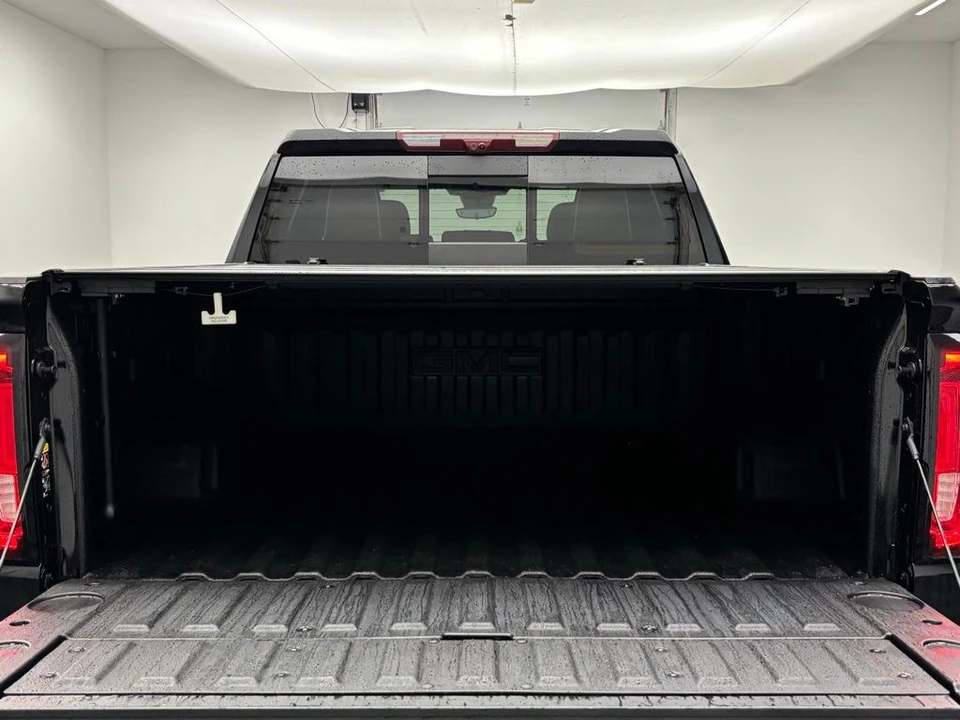 2025 GMC Sierra 5th Gen - Image 12 of 12