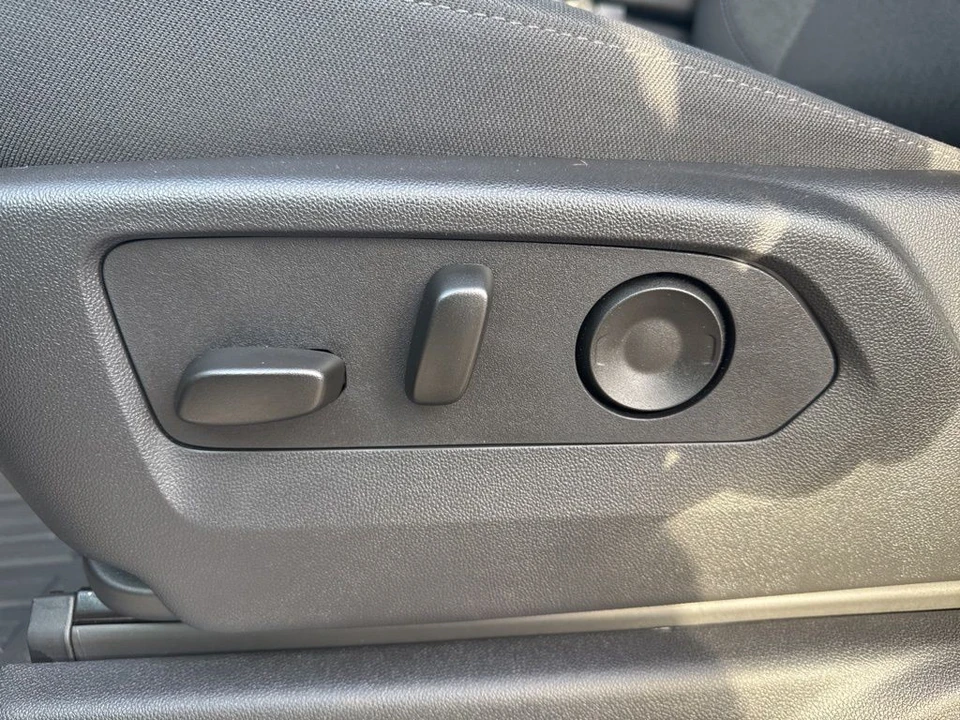 2025 GMC Sierra 5th Gen - Image 12 of 12
