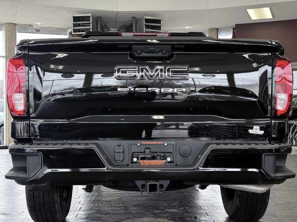 2025 GMC Sierra 5th Gen - Image 20 of 21