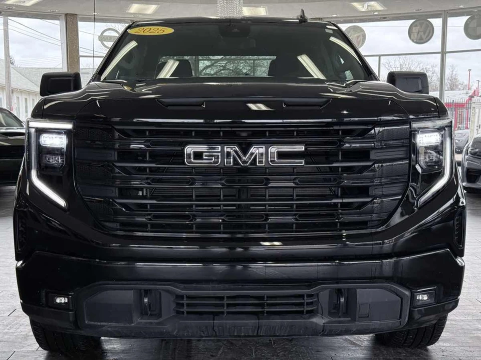 2025 GMC Sierra 5th Gen - Image 4 of 21