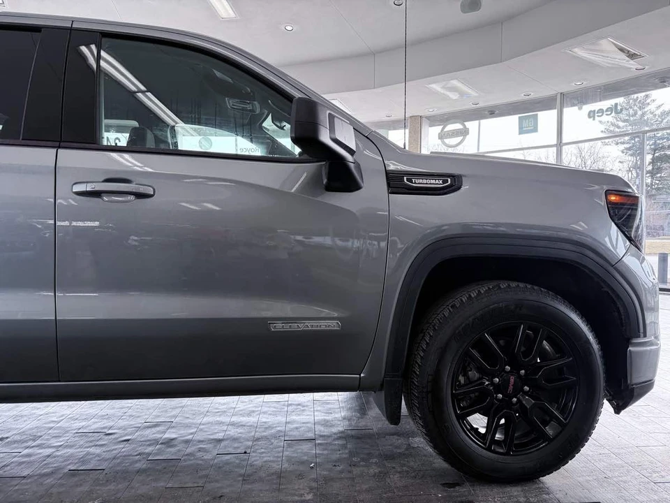 2025 GMC Sierra 5th Gen - Image 6 of 21