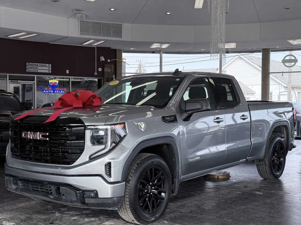 2025 GMC Sierra 5th Gen - Image 2 of 21