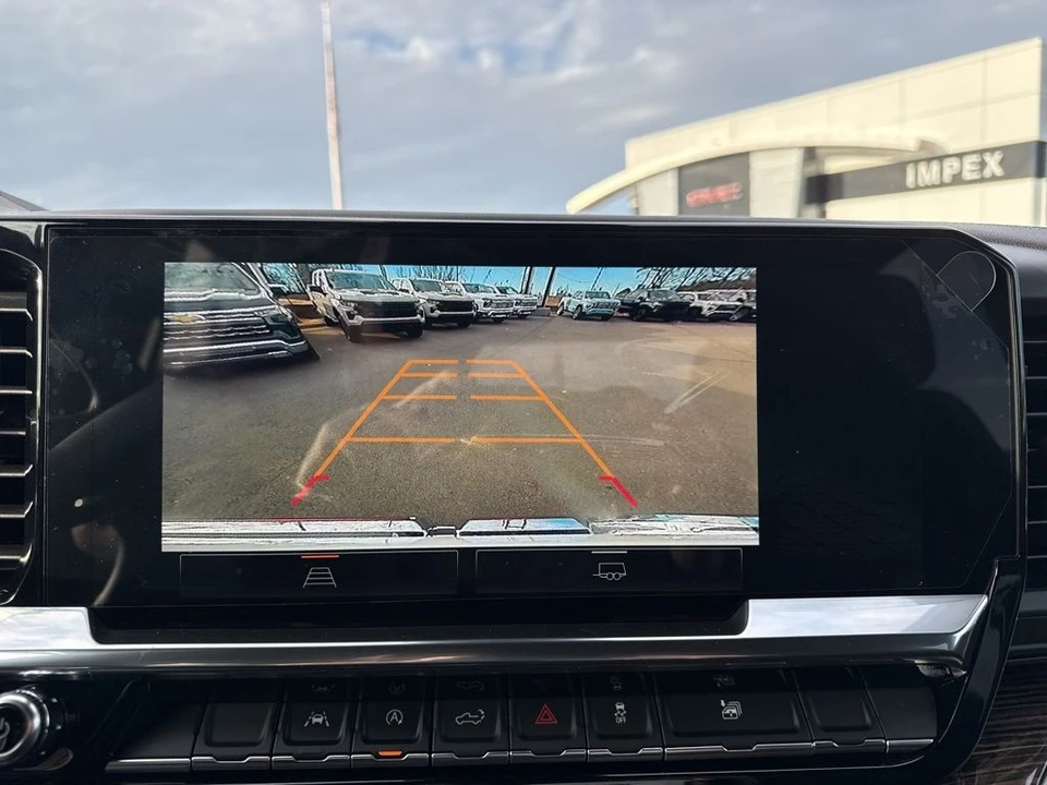 2025 GMC Sierra 5th Gen - Image 20 of 21