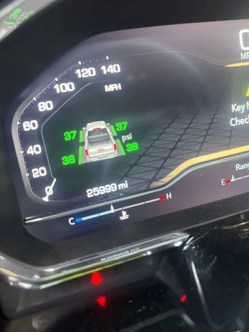 2025 GMC Sierra 5th Gen - Image 4 of 4