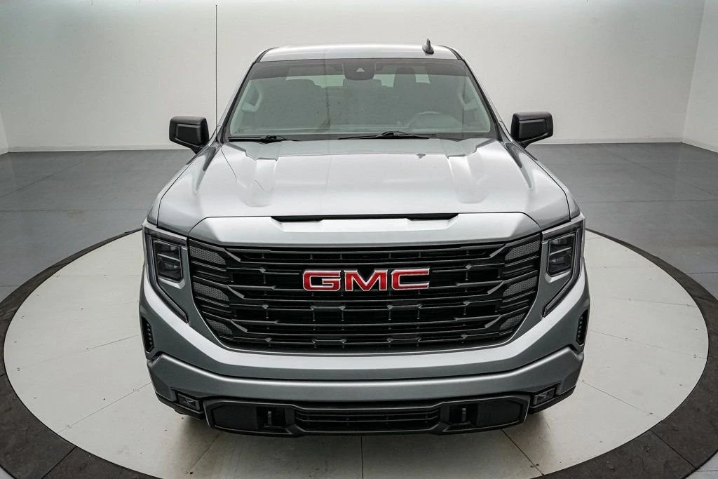 2025 GMC Sierra 5th Gen - Image 11 of 21