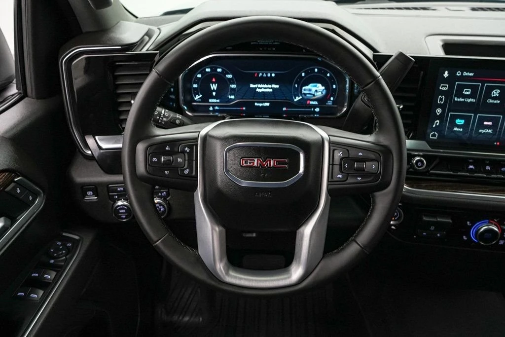2025 GMC Sierra 5th Gen - Image 15 of 21