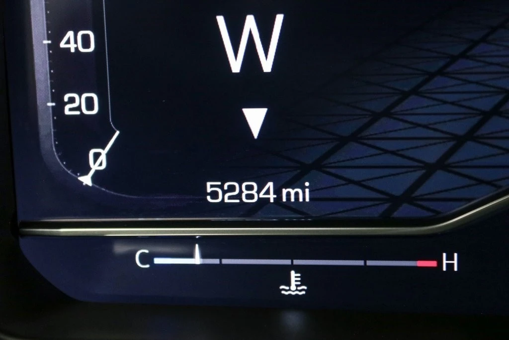2025 GMC Sierra 5th Gen - Image 20 of 21