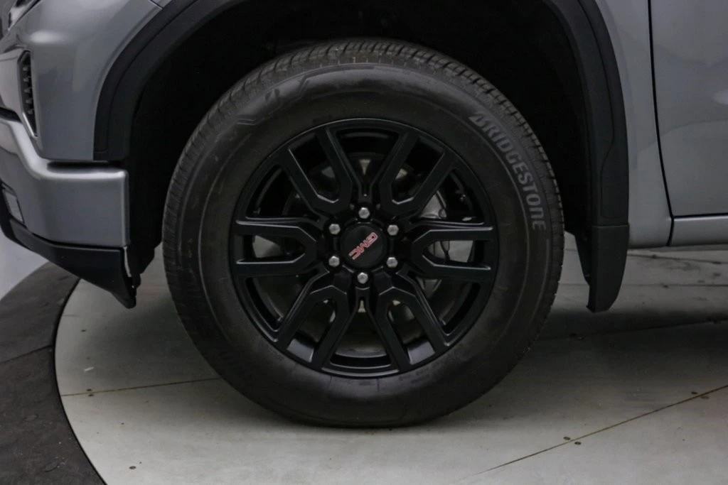 2025 GMC Sierra 5th Gen - Image 12 of 21