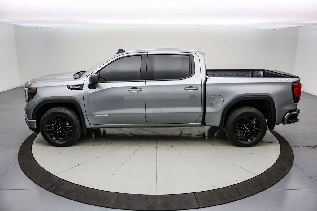 2025 GMC Sierra 5th Gen - Image 9 of 21