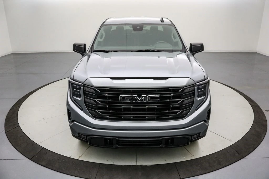 2025 GMC Sierra 5th Gen - Image 11 of 21