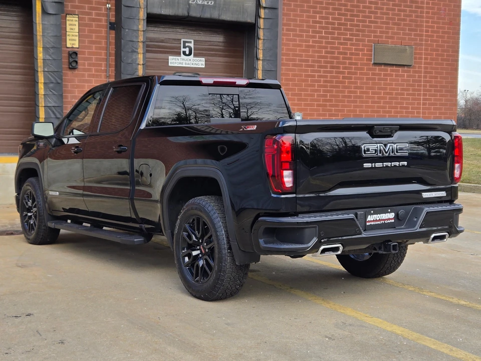 2025 GMC Sierra 5th Gen - Image 29 of 31