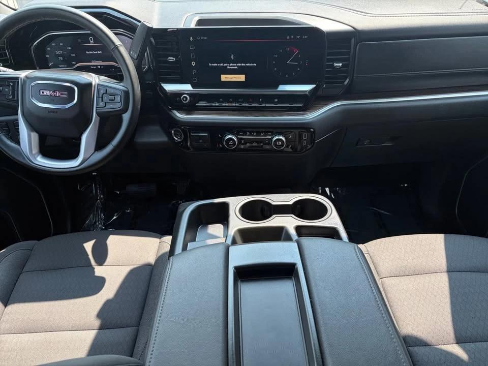 2025 GMC Sierra 5th Gen - Image 10 of 12