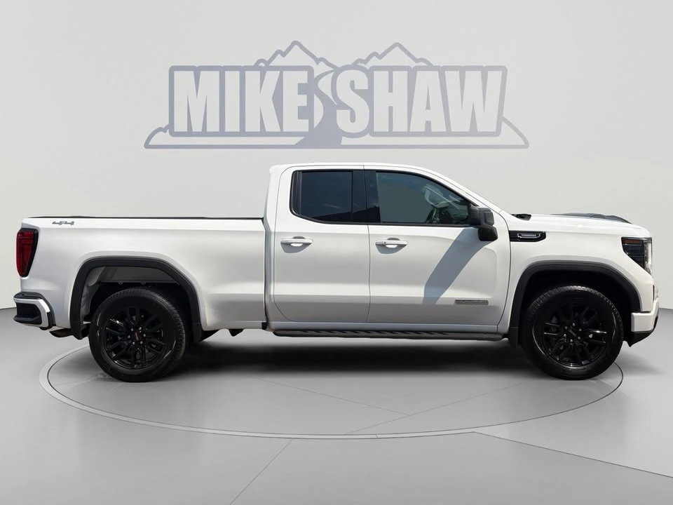 2025 GMC Sierra 5th Gen - Image 5 of 12