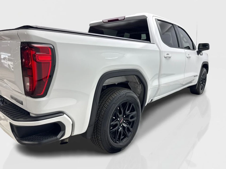 2025 GMC Sierra 5th Gen - Image 13 of 21