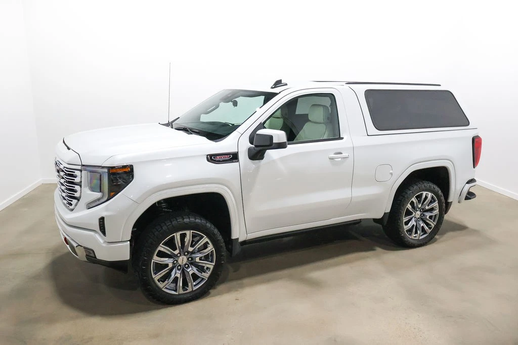 2025 GMC Sierra 5th Gen - Image 13 of 21