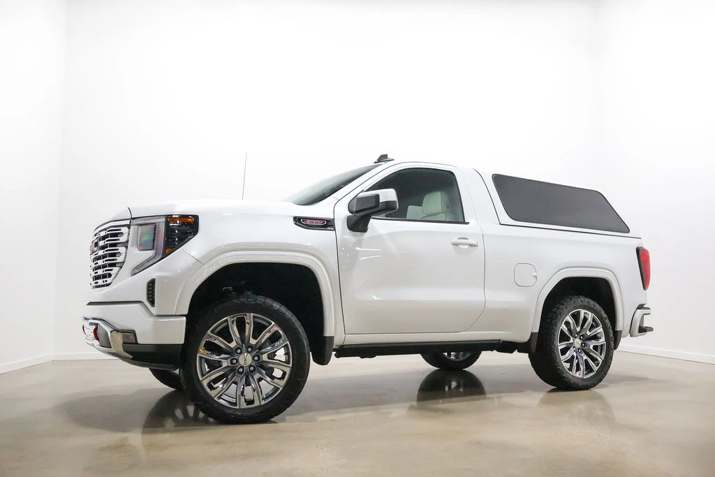 2025 GMC Sierra 5th Gen - Image 11 of 21