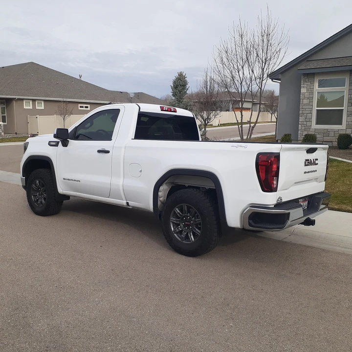 2025 GMC Sierra 5th Gen - Image 3 of 19