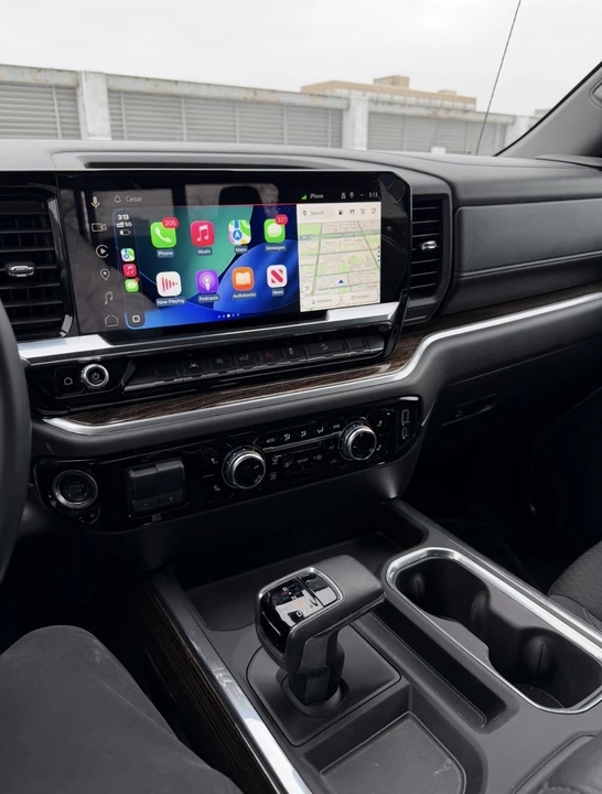 2025 GMC Sierra 5th Gen - Image 13 of 17