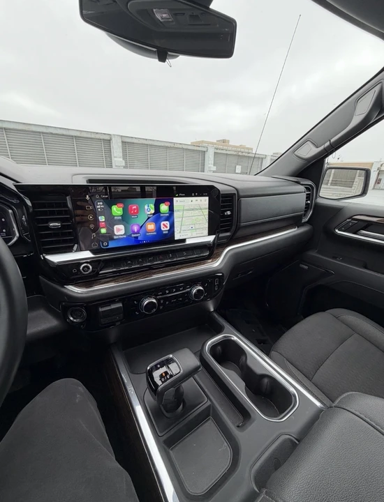 2025 GMC Sierra 5th Gen - Image 14 of 17