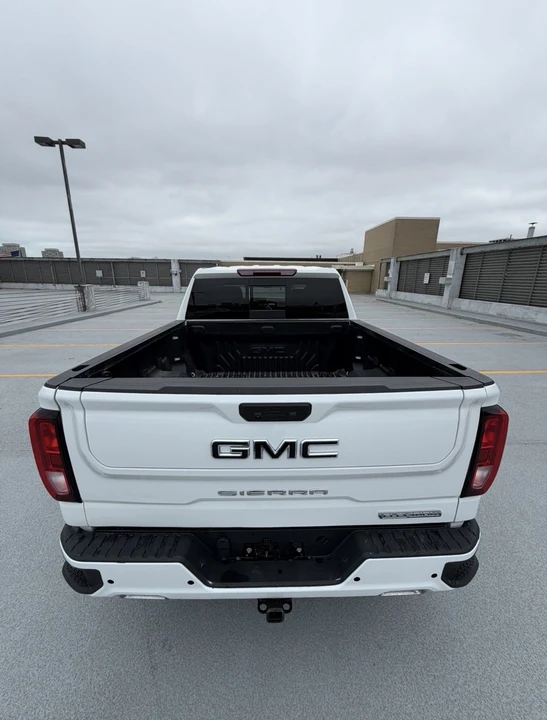 2025 GMC Sierra 5th Gen - Image 6 of 17