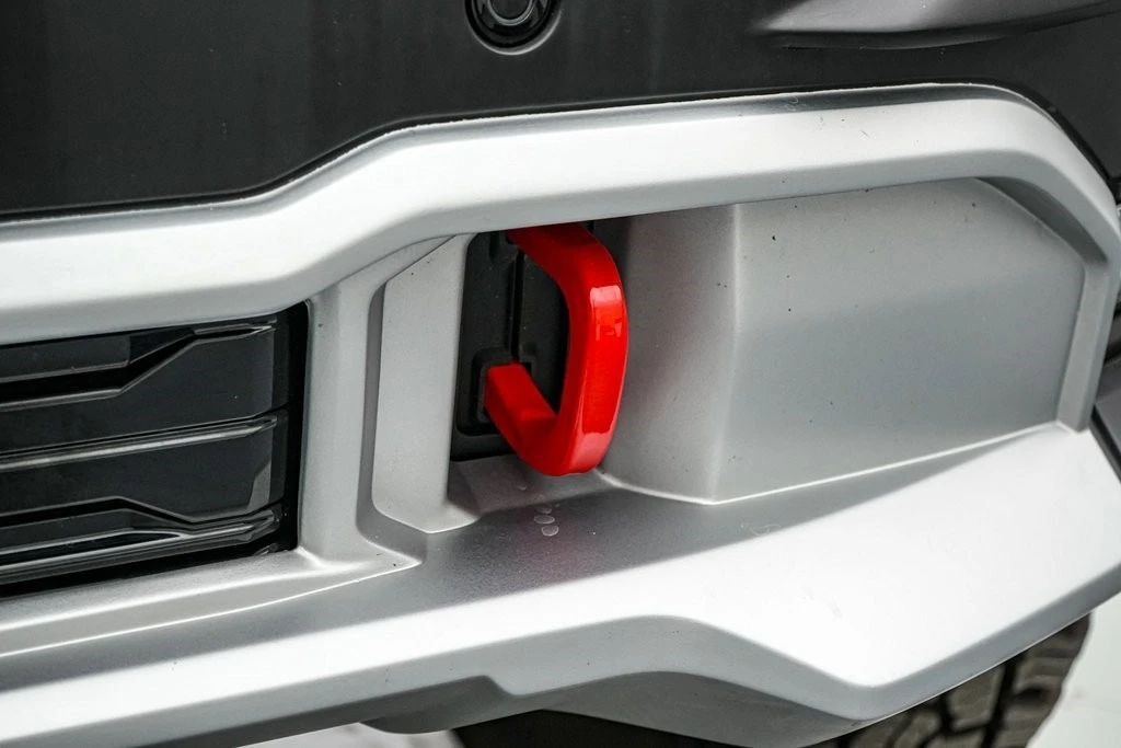 2025 GMC Sierra 5th Gen - Image 18 of 21