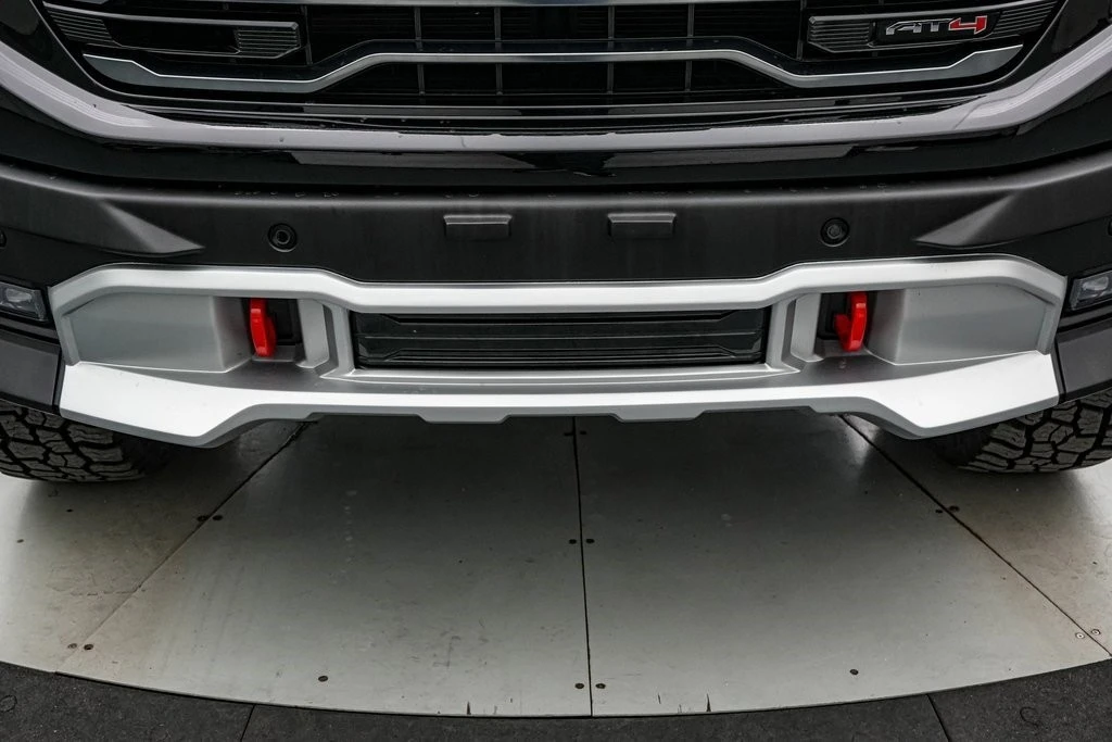 2025 GMC Sierra 5th Gen - Image 17 of 21