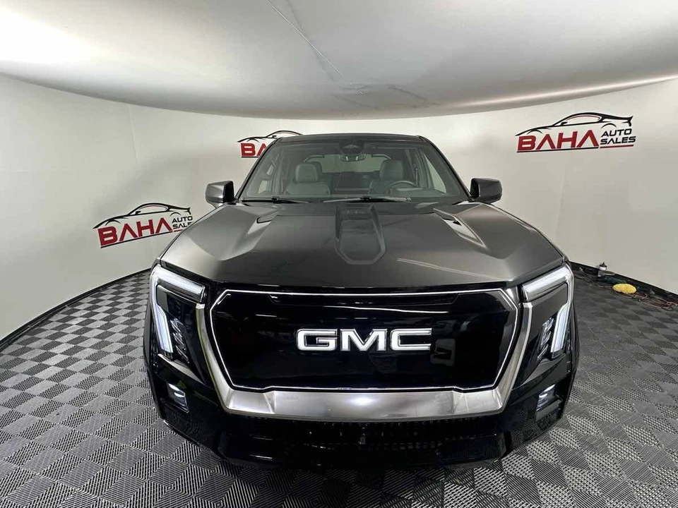 2025 GMC Sierra 5th Gen - Image 13 of 21