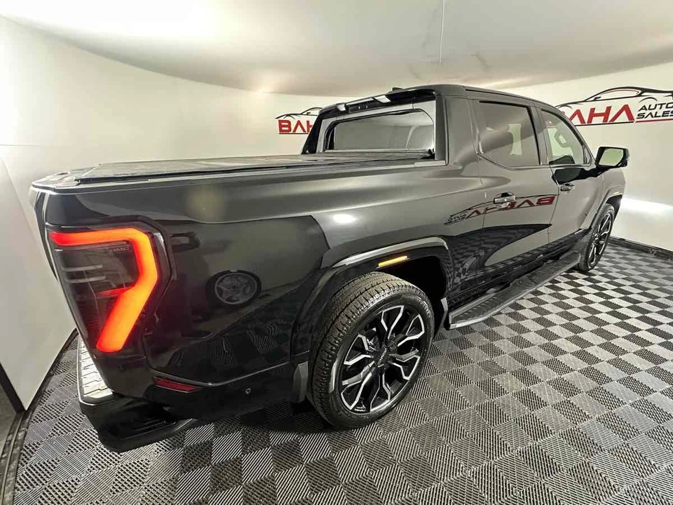 2025 GMC Sierra 5th Gen - Image 8 of 21