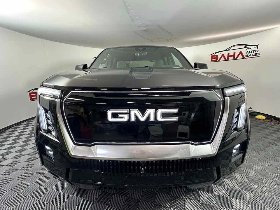 2025 GMC Sierra 5th Gen - Image 14 of 21