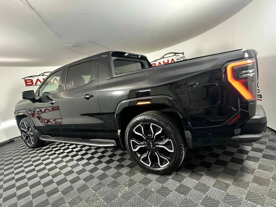 2025 GMC Sierra 5th Gen - Image 6 of 21