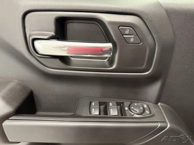 2025 GMC Sierra 5th Gen - Image 12 of 12
