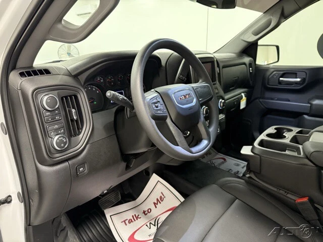 2025 GMC Sierra 5th Gen - Image 9 of 12