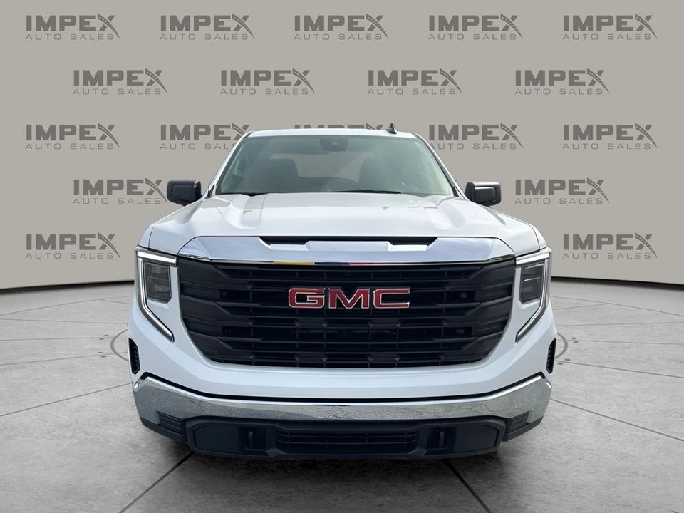 2025 GMC Sierra 5th Gen - Image 8 of 31
