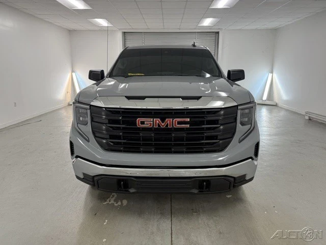 2025 GMC Sierra 5th Gen - Image 2 of 16