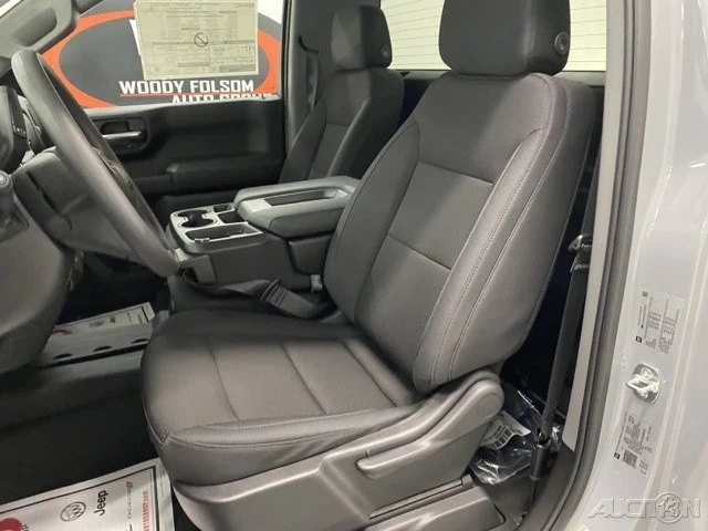 2025 GMC Sierra 5th Gen - Image 12 of 16