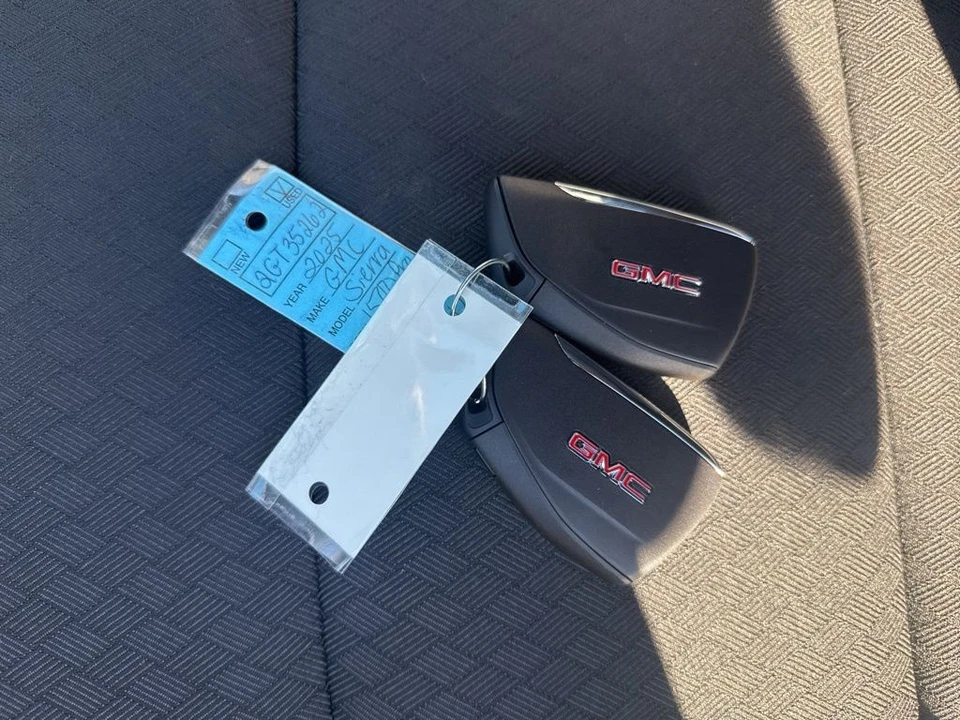 2025 GMC Sierra 5th Gen - Image 6 of 6